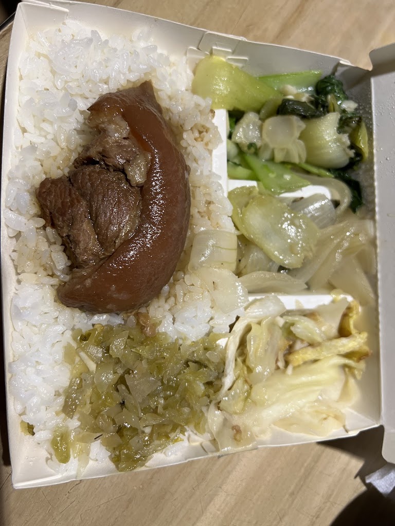 坤 Mr.Kun爌肉飯 台中美食 餐廳 腿庫飯 爌肉飯 小吃 炒麵 的照片