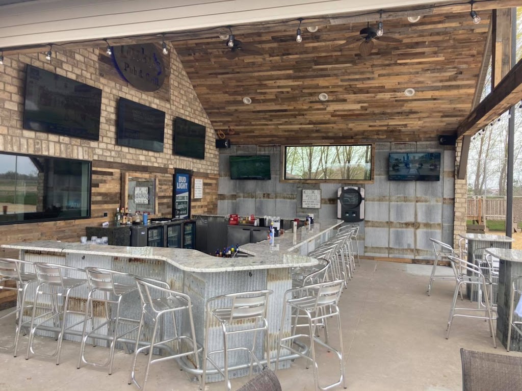  Lucky's Pub and Grill