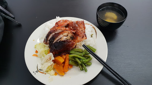 龍鳳城港式燒臘快餐 的照片