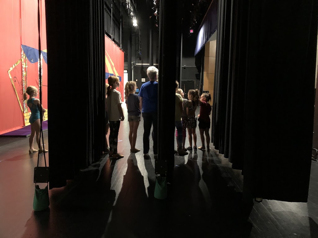  Beller's Dance and Gymnastics