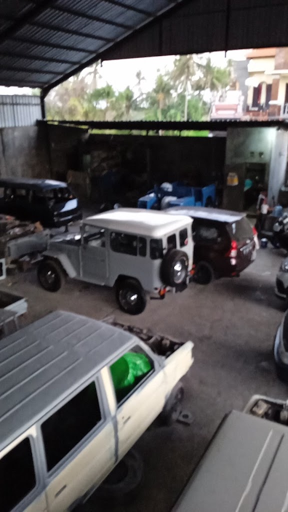 Bengkel cat CENTER MOTOR