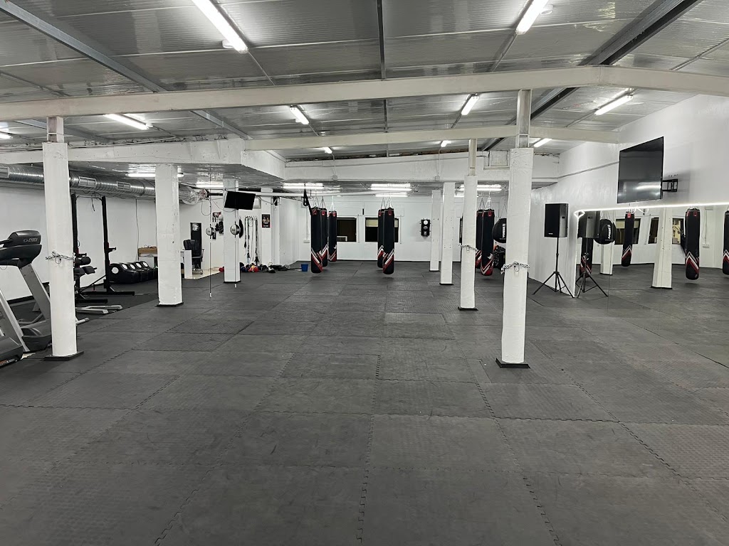 Full Gym La Linea — Del propietario