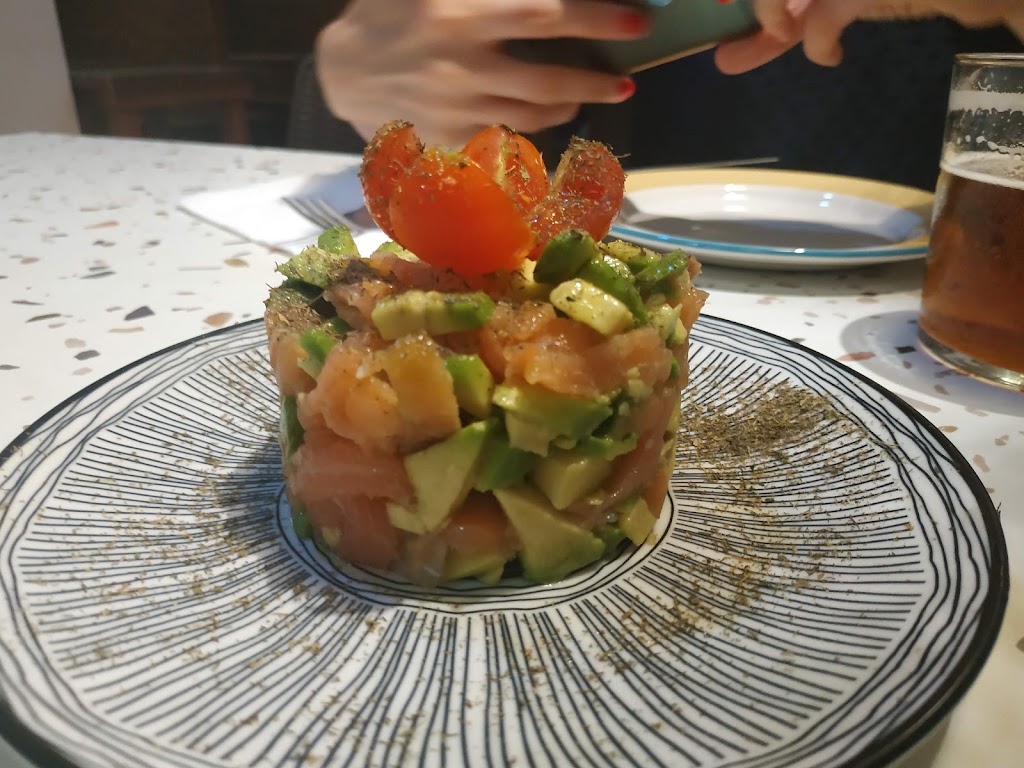 Mugarum KOMO KOMO / Exquisito y Saludable — Poke