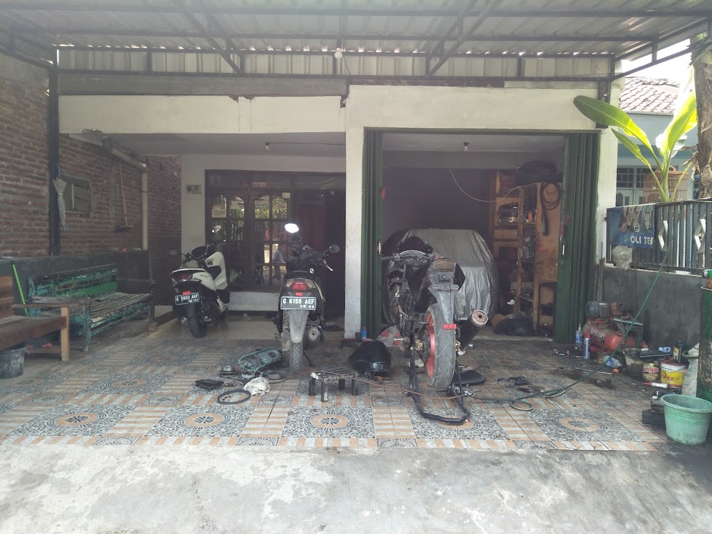Bengkel Motor Intan