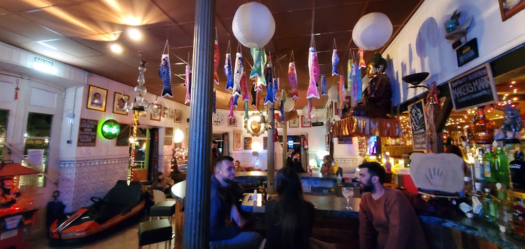 Utopia Cocktail Bar — Ambiente