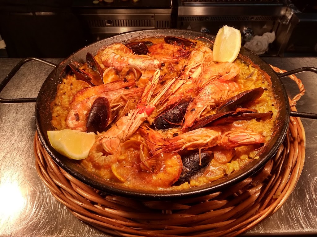 Restaurant Lido — Paella