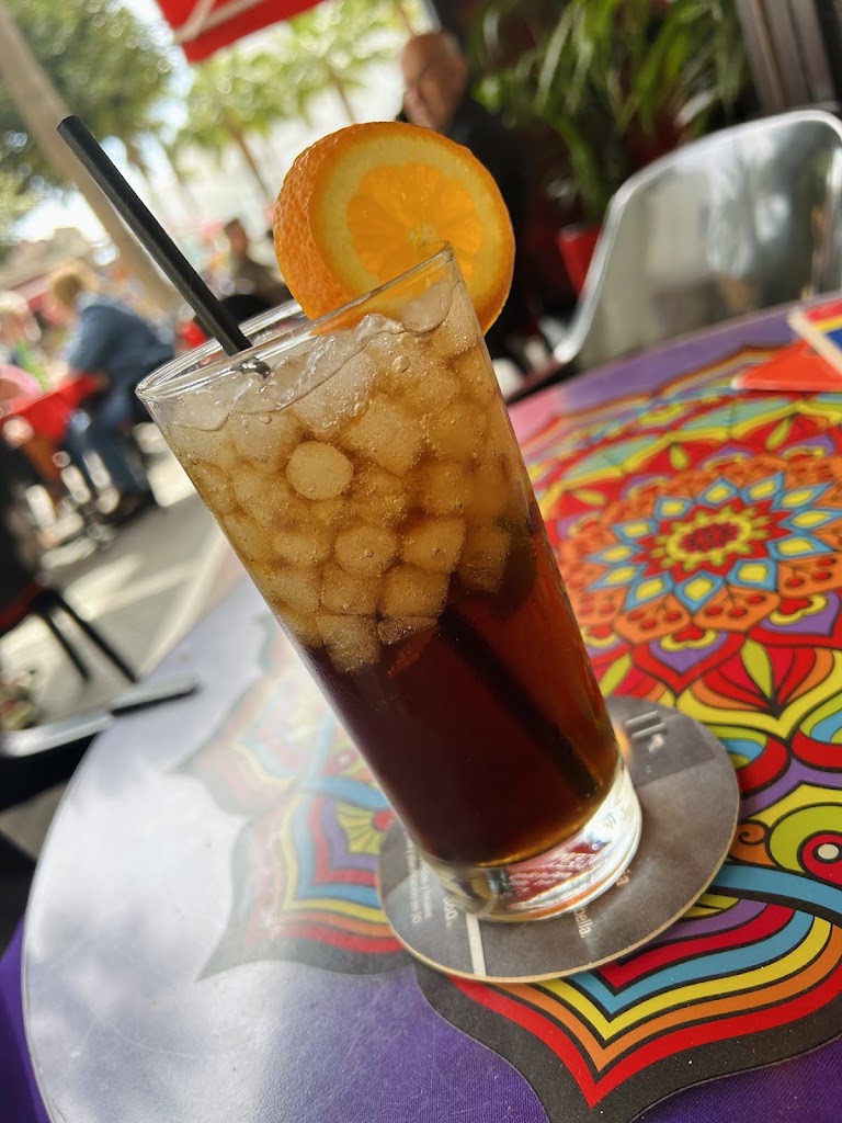 Cafeteria Barrocco — Comida y bebida