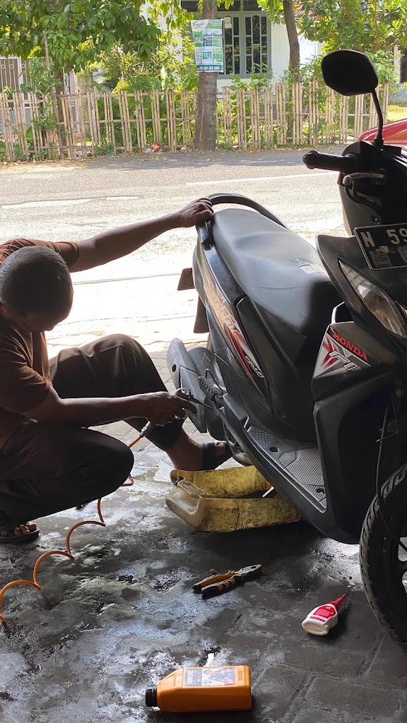 AL-AMIN MOTOR