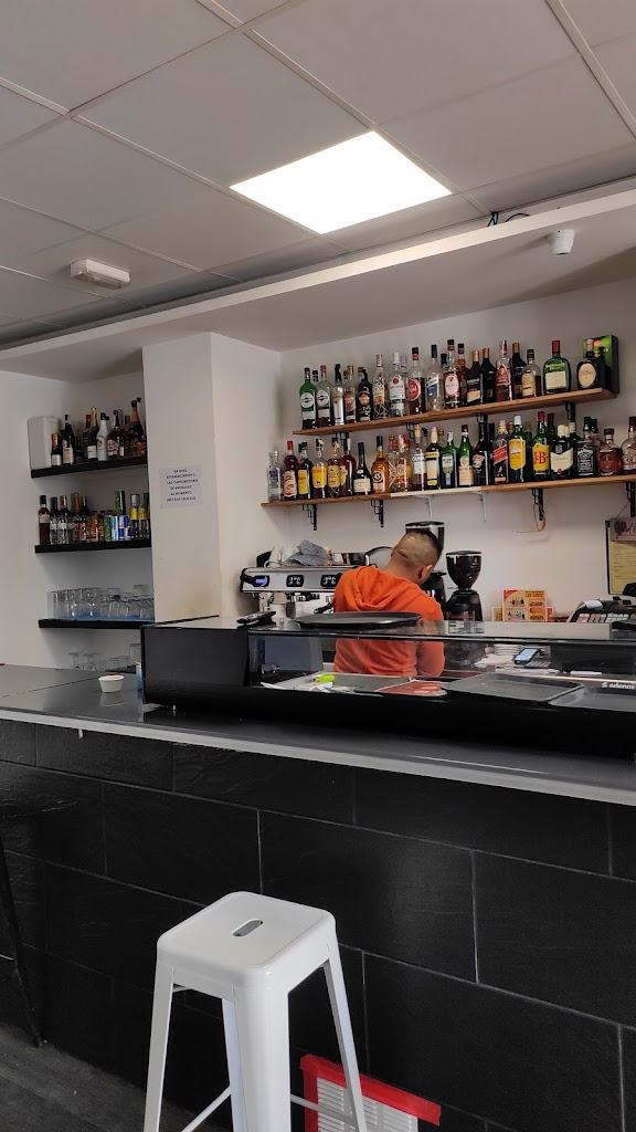 Bar Cafeteria 13 — Ambiente