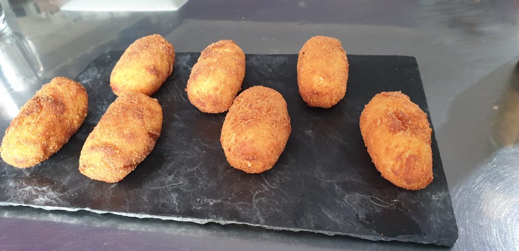 Bar Jara — Comida y bebida