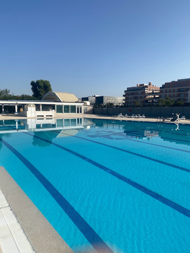 Piscina Municipal de Verano Joaquin Blume.