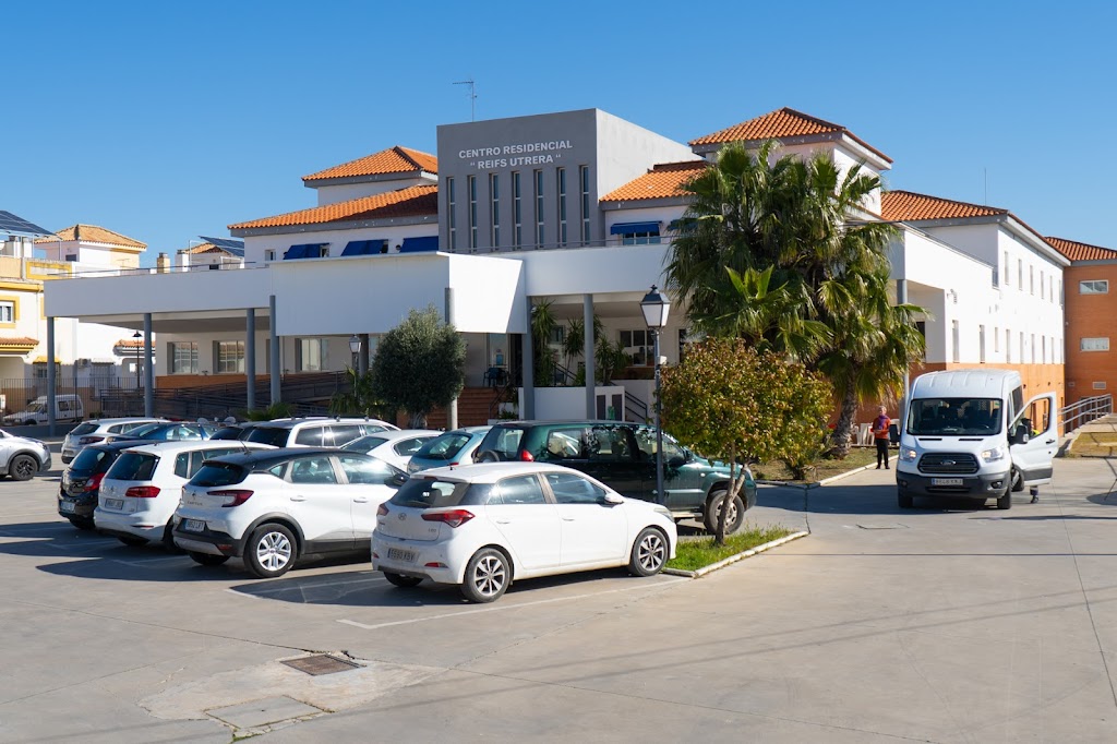 Residencia de Mayores y Centro de Dia REIFS Utrera