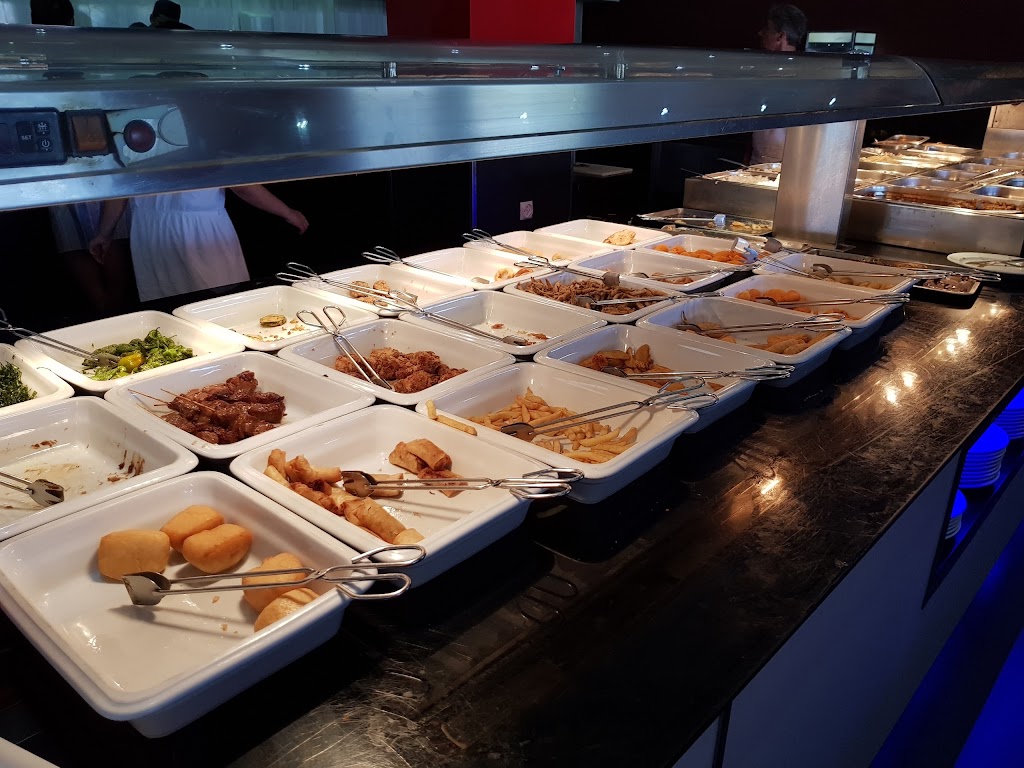 WOK HONG, BUFFET LIBRE — Comida y bebida