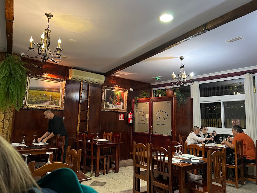 Restaurante Grill El Lechon