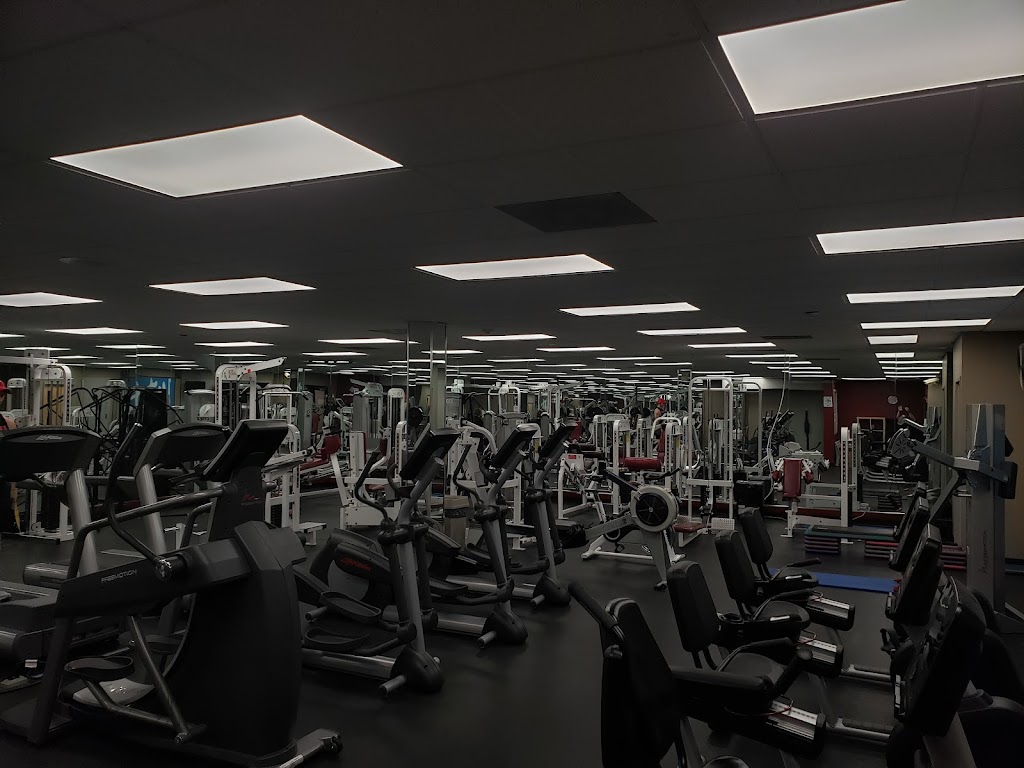  Tam Tennis & Fitness