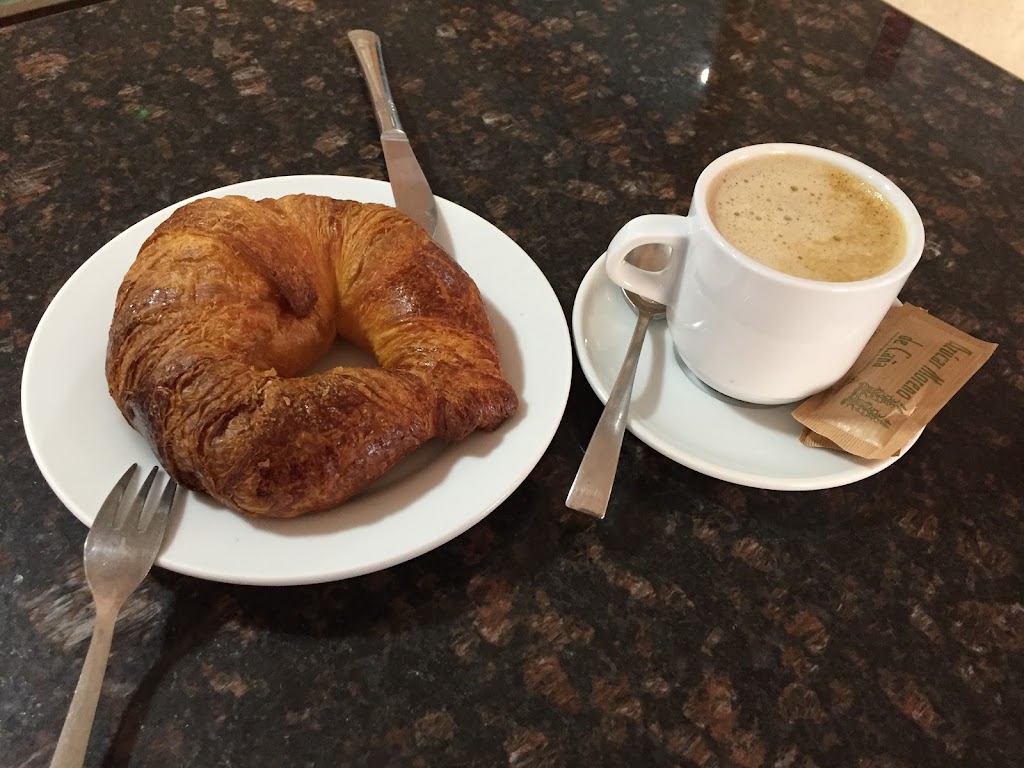 Bar Cafeteria Colon — Del propietario