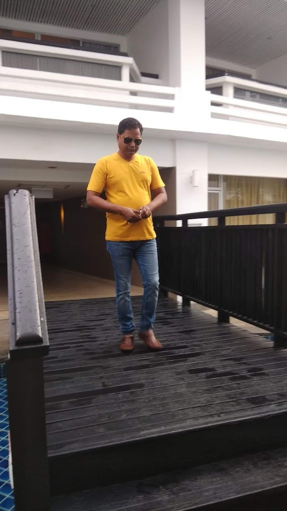 Dr. S B Health Clinic Dr Varun Kumar Mbbs Ms Ortho