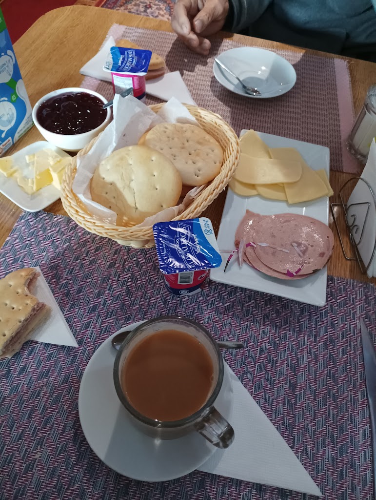 Comida y bebida