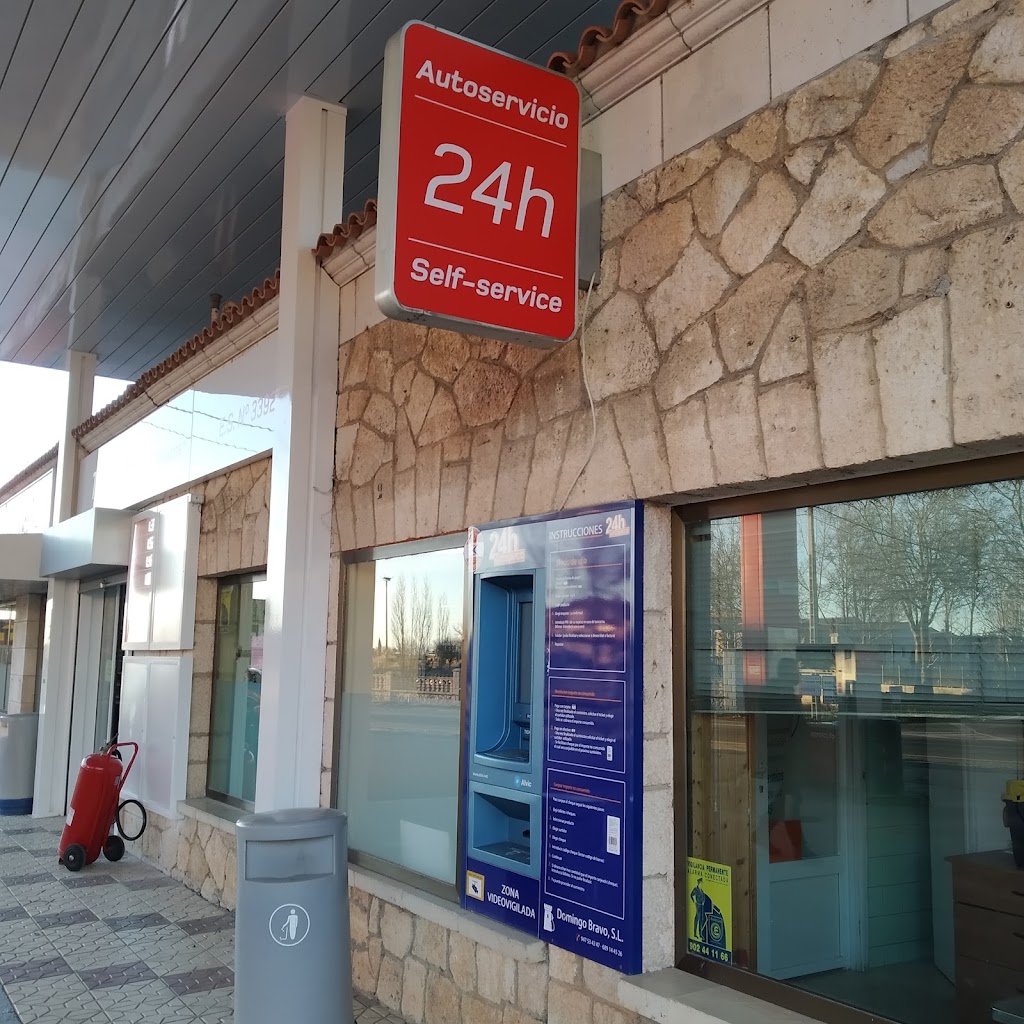 Gasolinera Cepsa Caleruega — Exterior