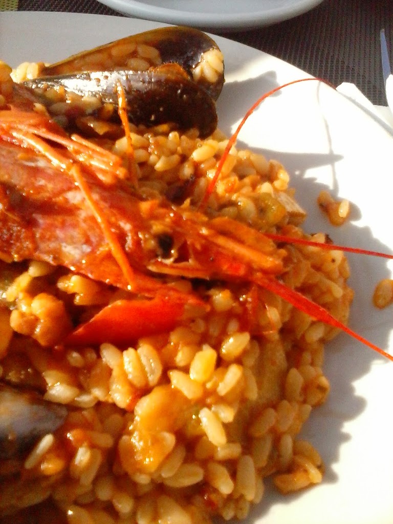 Bar Restaurant Capote — Comida y bebida