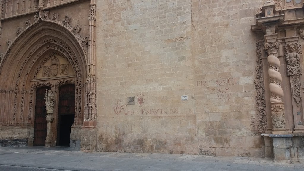 PERFILES PELUQUERIA ESTETICA S.L.