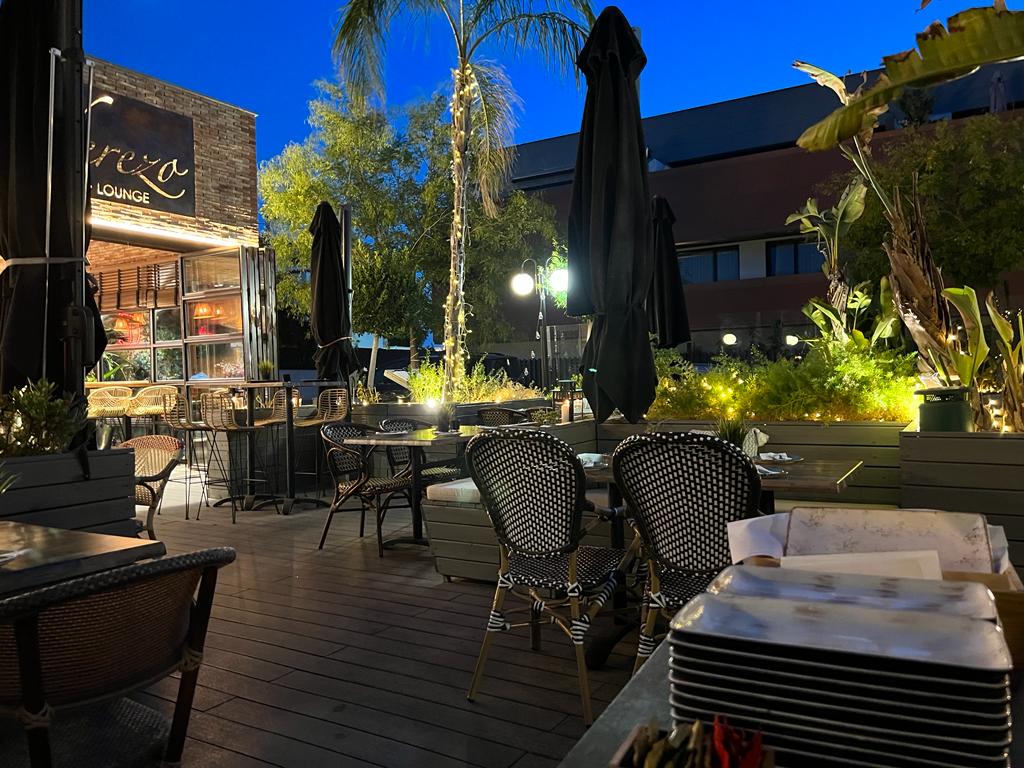 Aderezo Brasas Lounge — Ambiente
