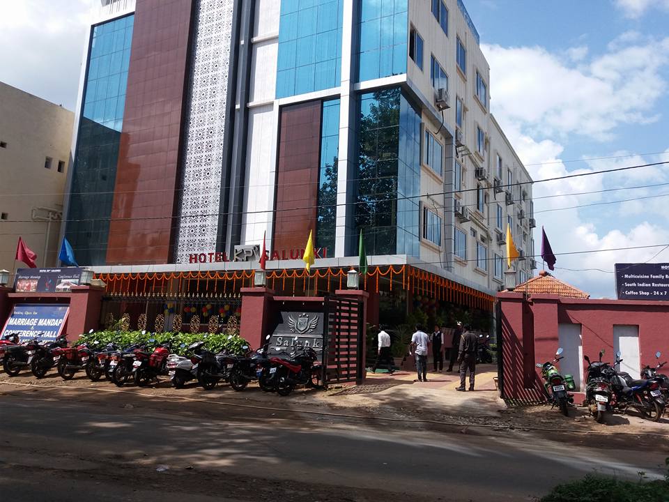 Hotel Kp S Salunki