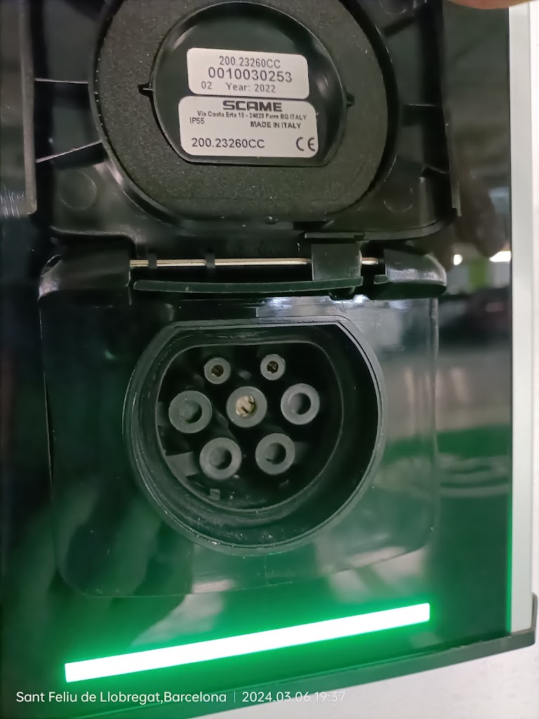 Punto de carga de vehiculos electricos — Del propietario