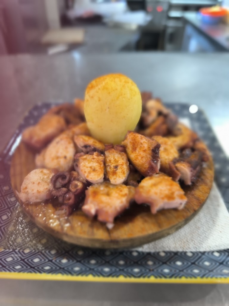 Que Che Apetece — Comida y bebida