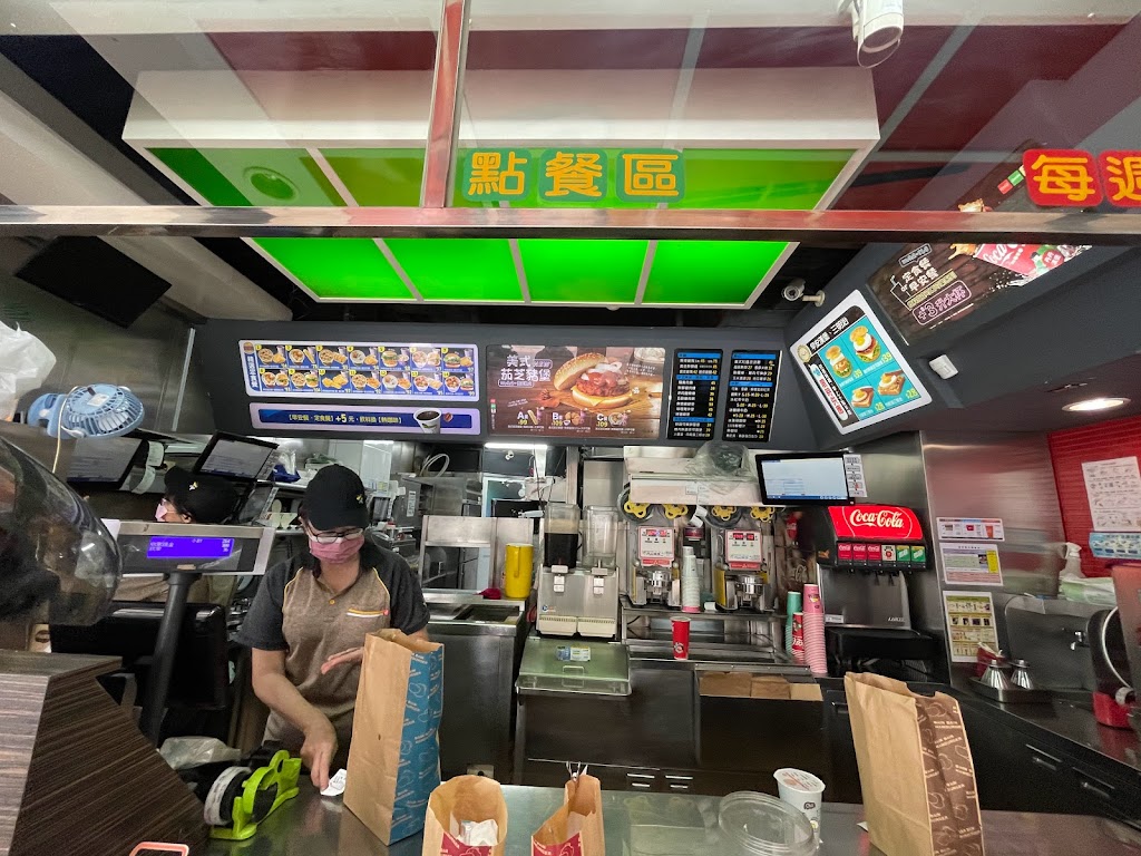 丹丹漢堡 港和店 的照片