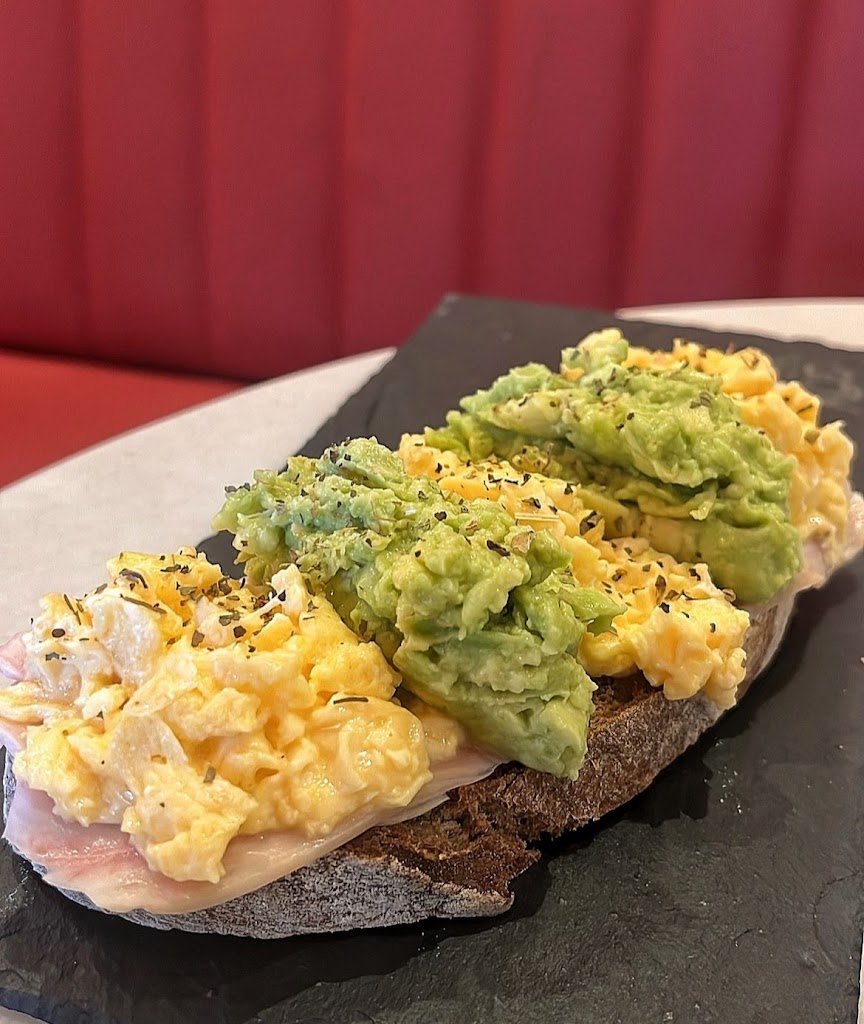 Bartolo Cafe Cantina — Comida y bebida