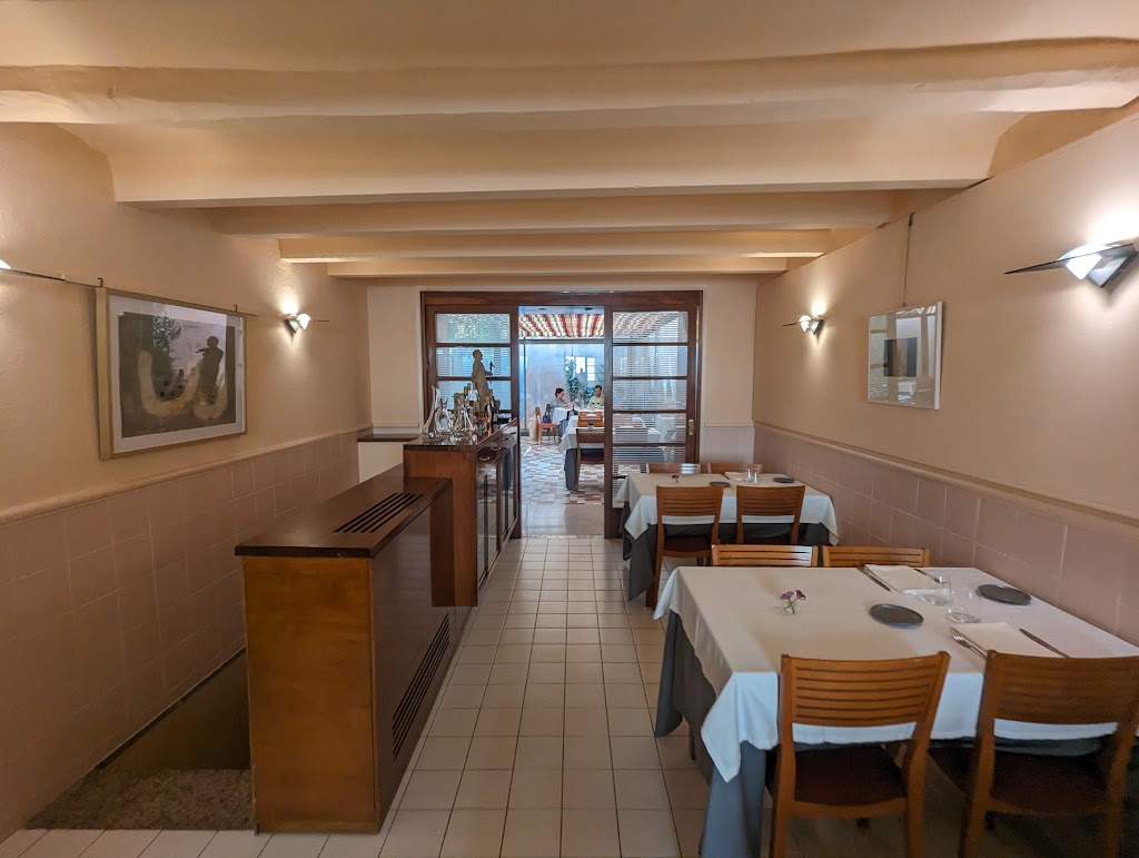 Cal Ton de Vilafranca del Penedes — Ambiente