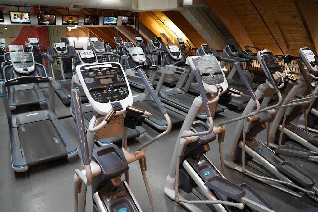  Genesis Health Clubs - Miramont North