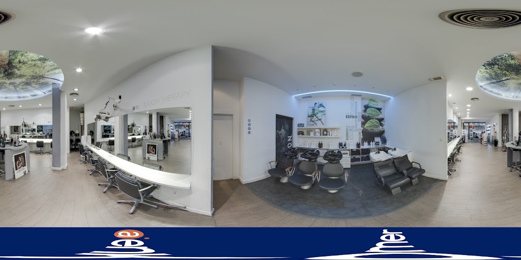 Peluqueria y Estetica Iluna — Interior