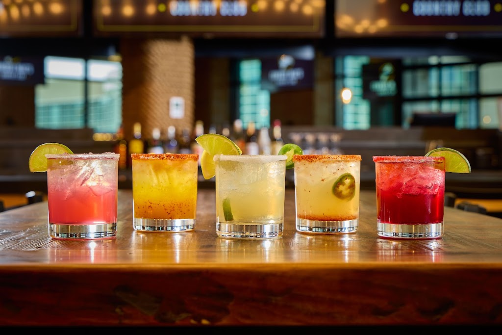  Cowboy Mac's Country Club