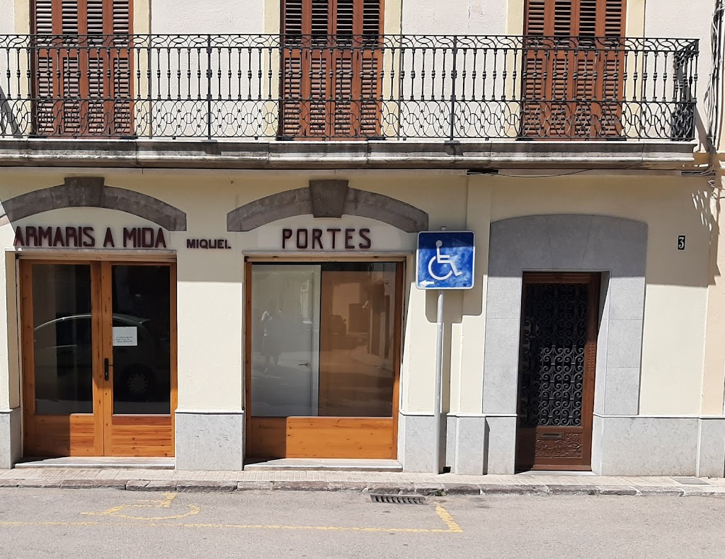 Aparcamiento de personas con mobilidad corporal reducida