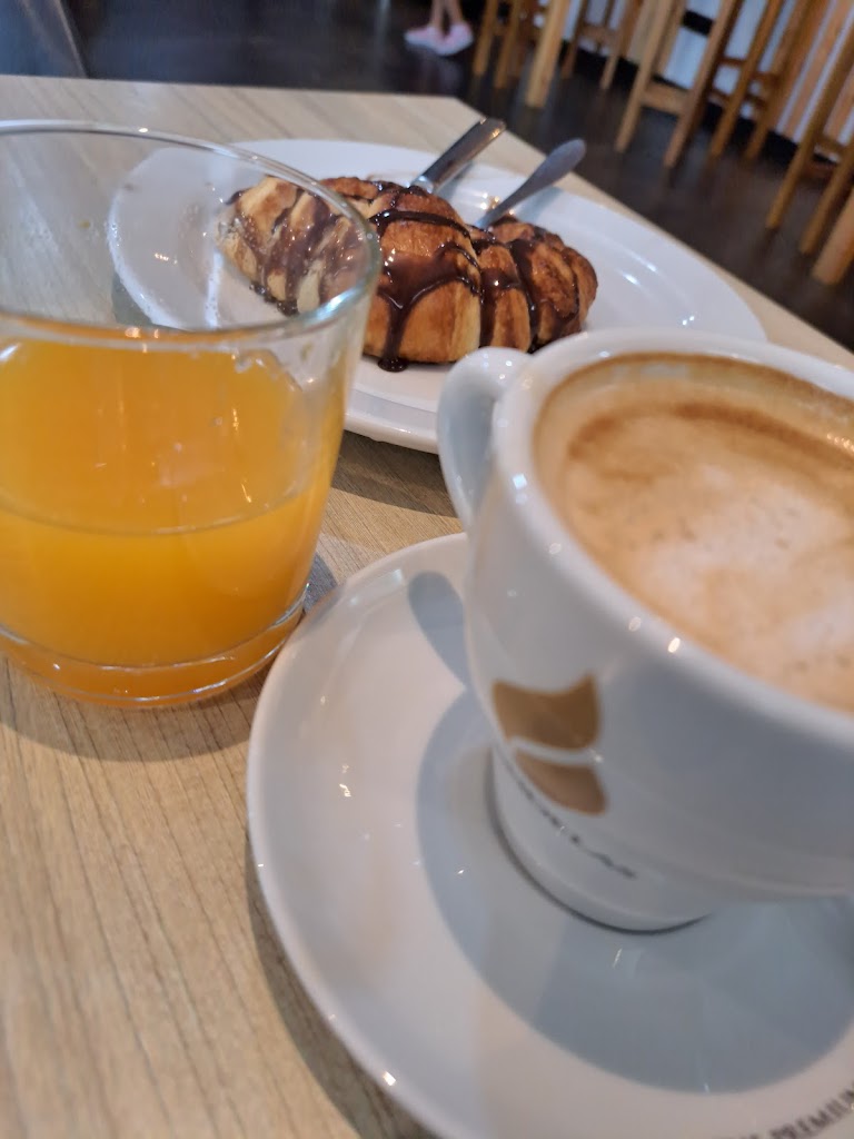 Cafe Concierto Bless Club