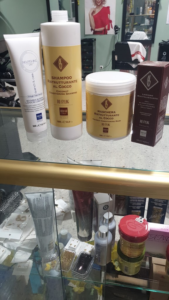 Ana Peluqueria y estetica — Peinado