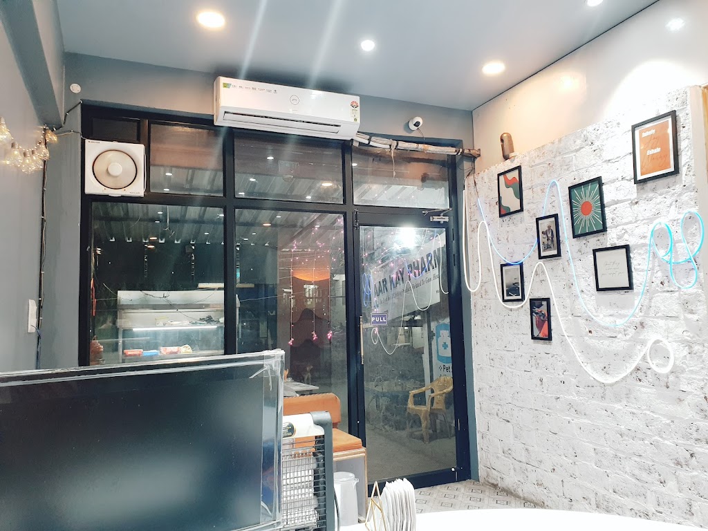 Orange Cafe