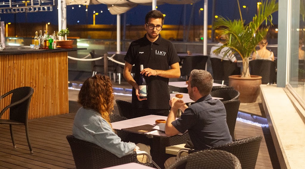 Restaurante Lucy — Ambiente