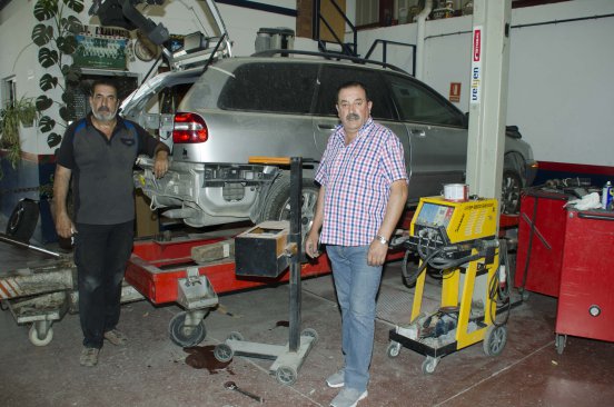 Chapa y Pintura Hnos CANO — Taller