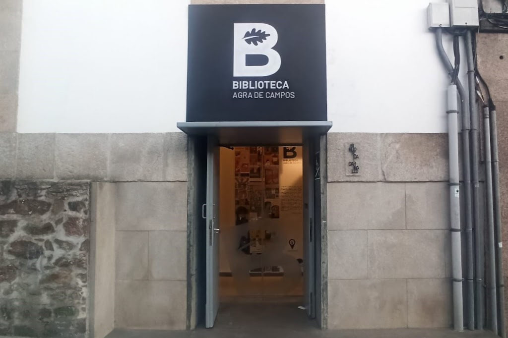 Biblioteca Publica Municipal Agra de Campos - Carballo