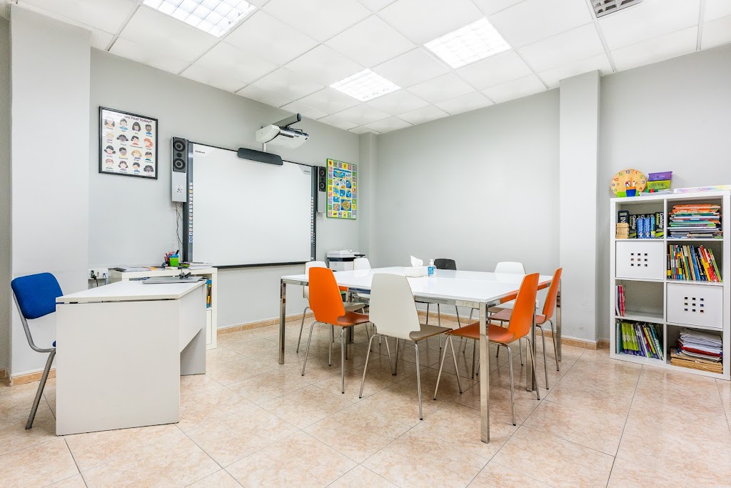 Academia ingles - Caledonian Centre.