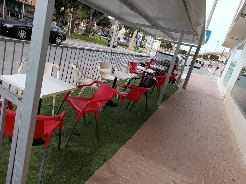 CAFE LAAYOUNE CHARKYA — Ambiente