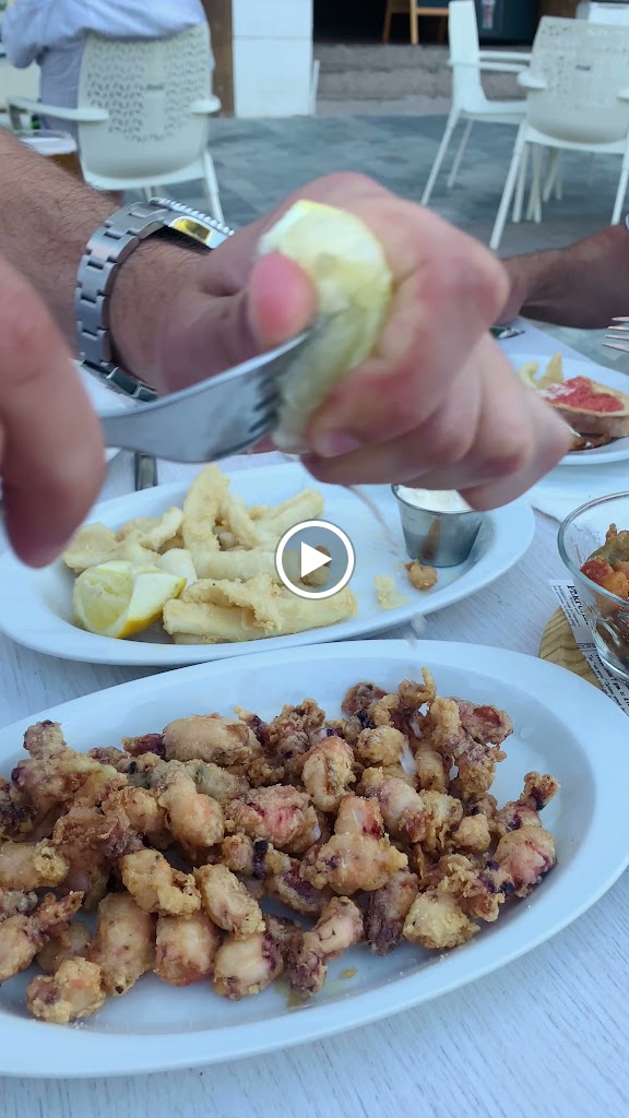 Restaurante El Establo — Videos