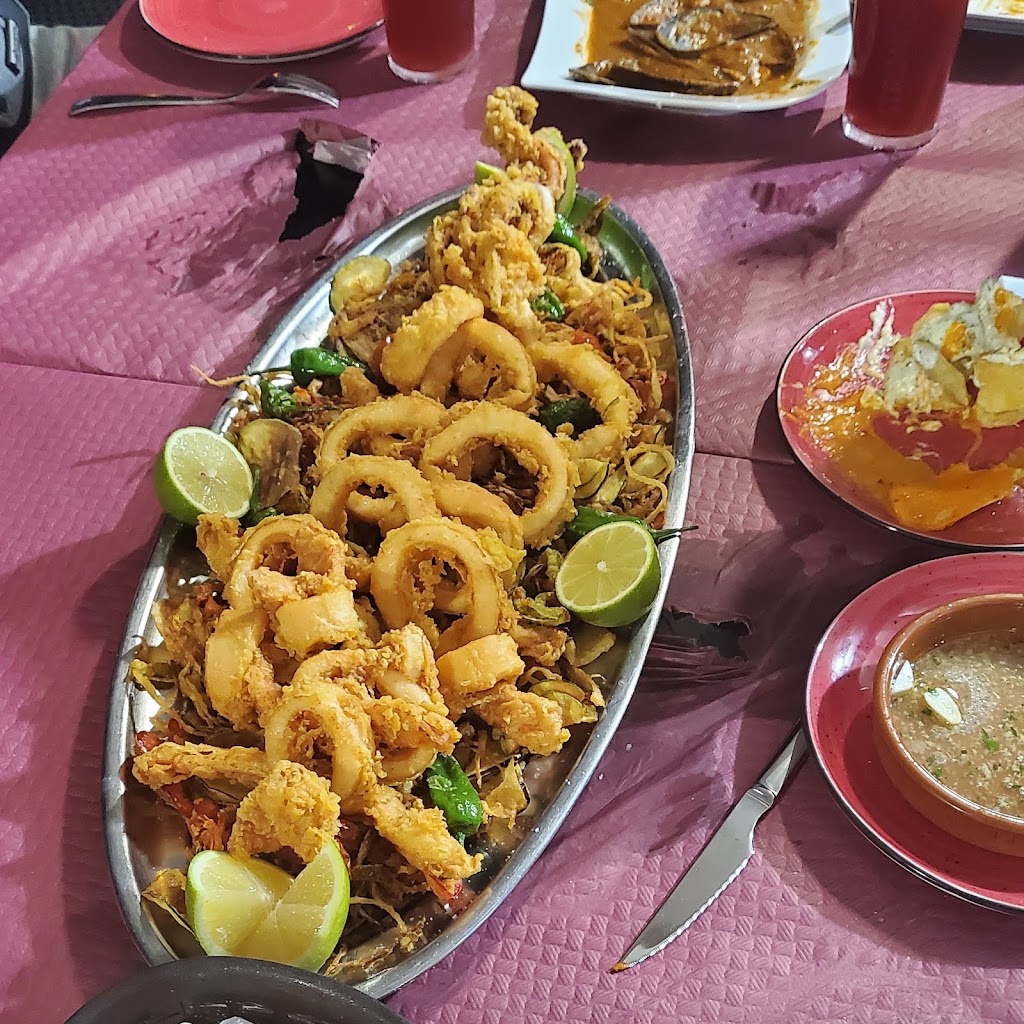 Meson Restaurante El Rastrillo — Comida y bebida