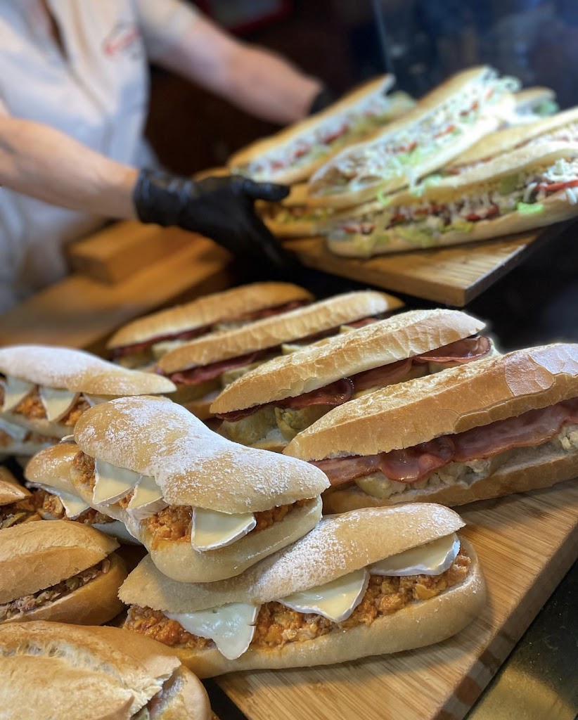 Cafeteria-El Poblet de Xativa — Comida y bebida