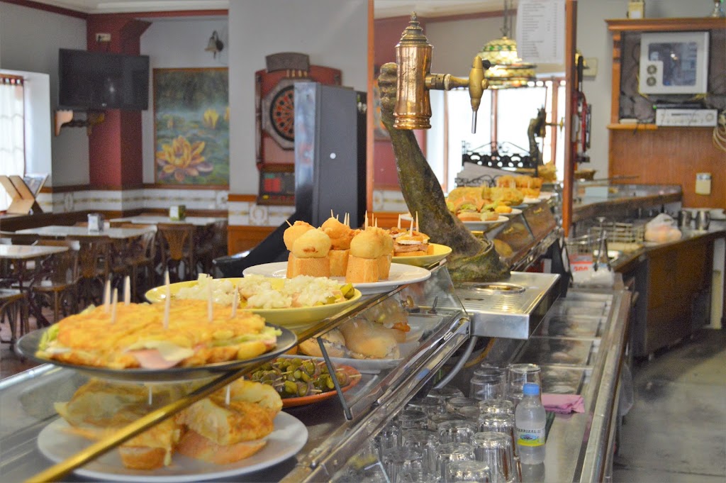 TABERNA CERVANTES — Comida y bebida