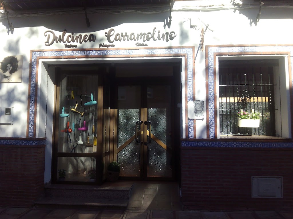 SALON DE PELUQUERIA DULCINEA CARRAMOLINO — Exterior