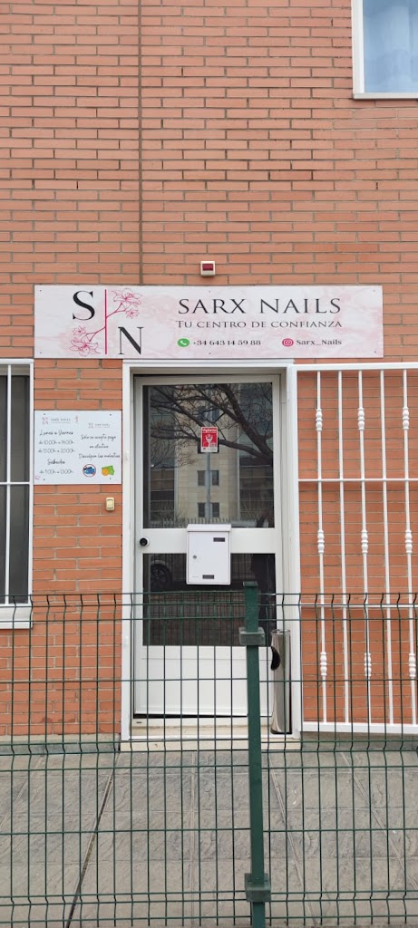Sarx Nails